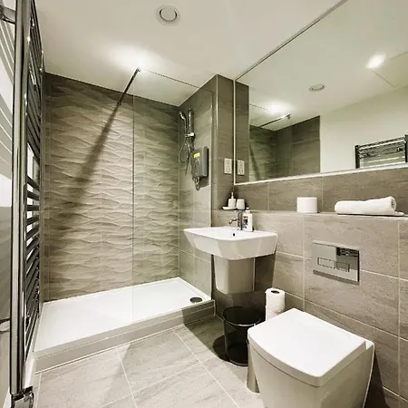 Fantastic One Bedroom Apartment Near Old Trafford Stadium Manchester Exterior photo
